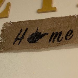 HOME BURLAP DECOR